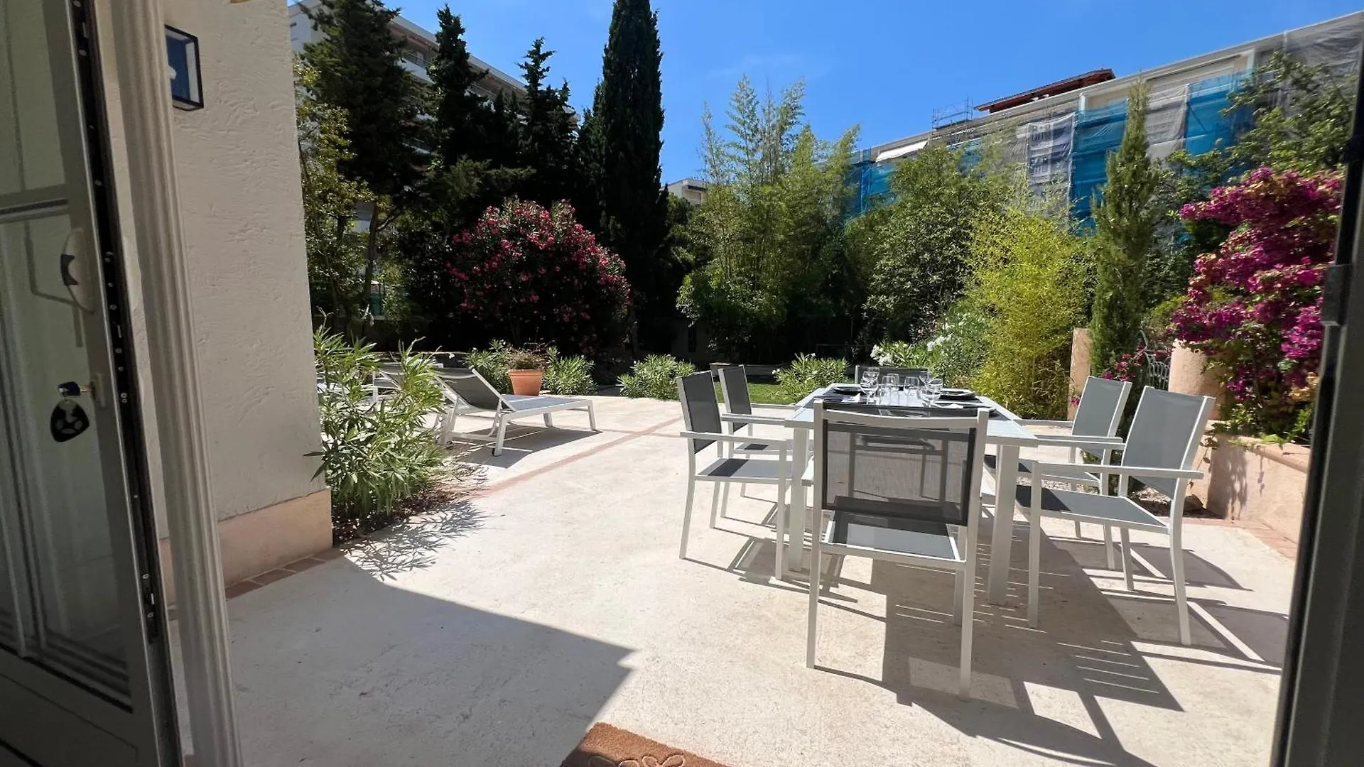 Splendide Maison Solstice Cannes France