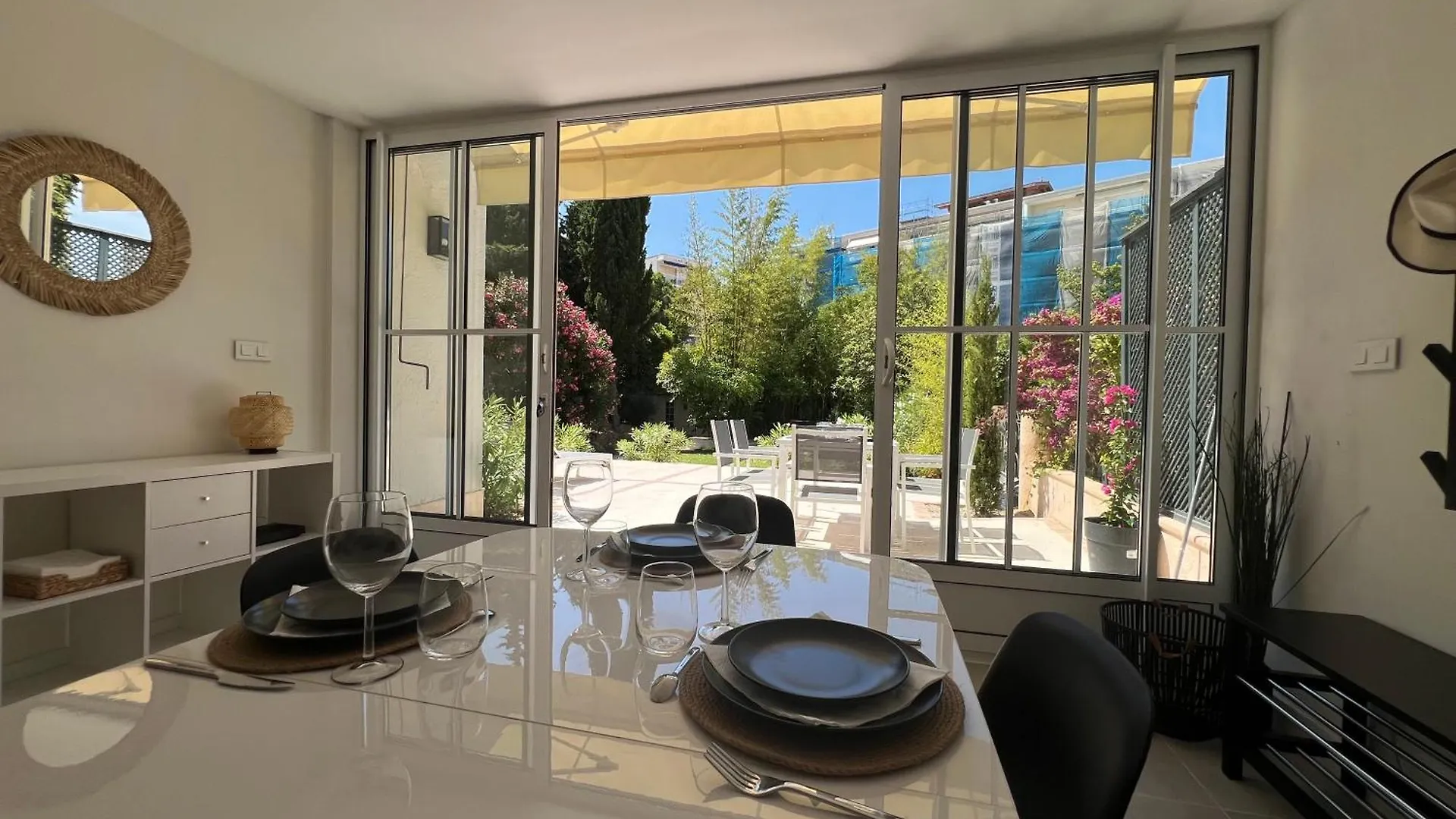 Apartment Splendide Maison Solstice Cannes France